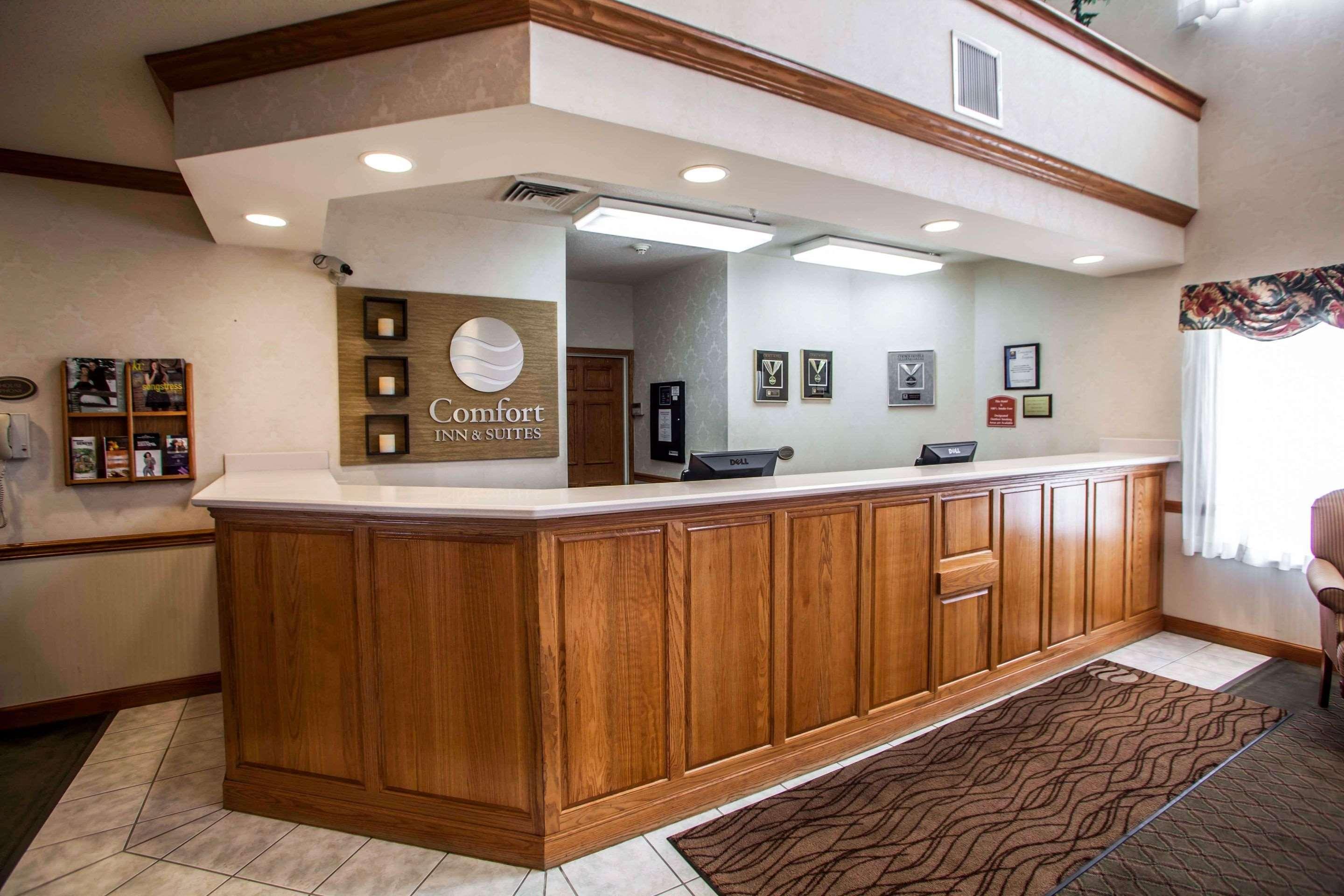 Comfort Inn & Suites Geneva- West Chicago Eksteriør billede