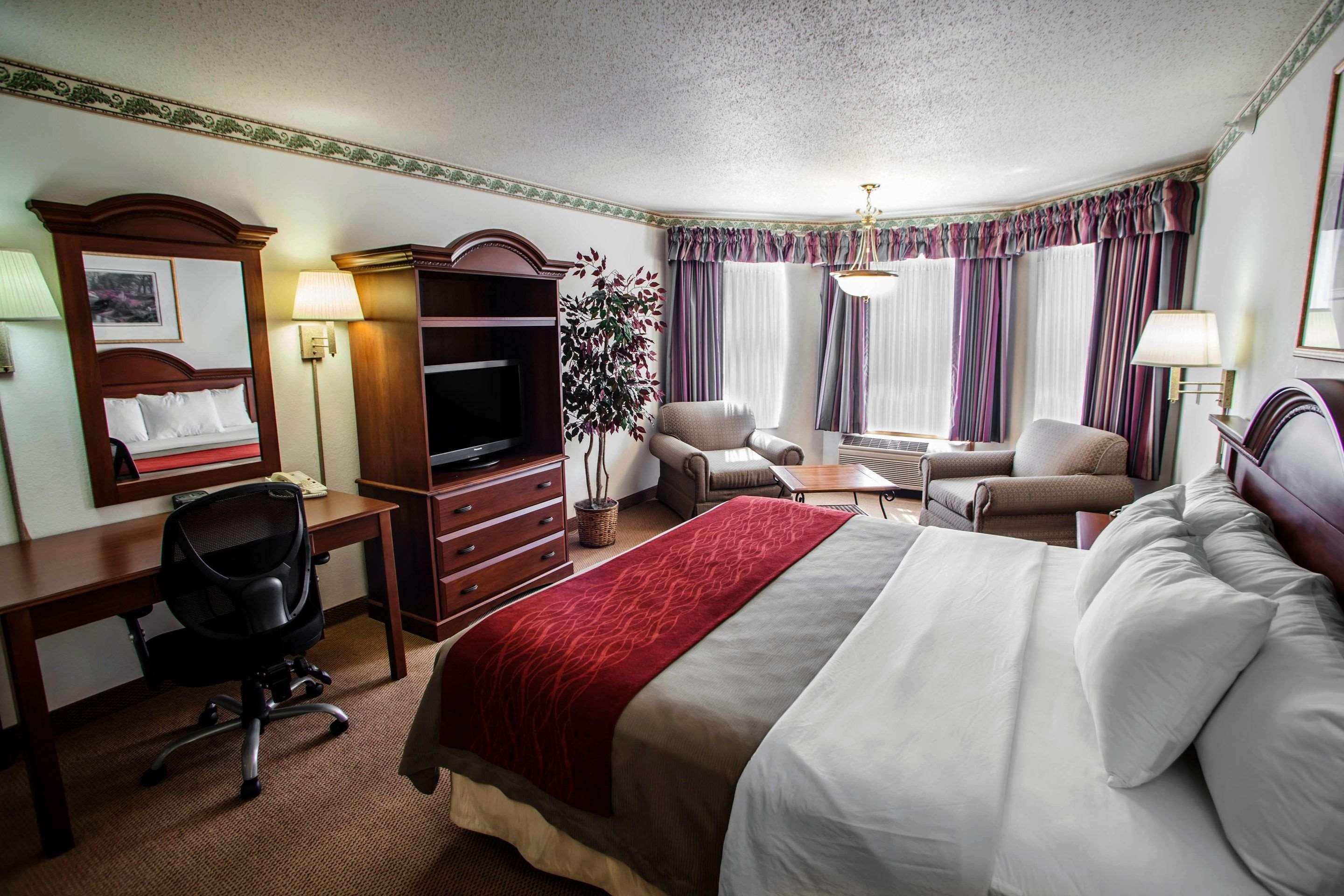 Comfort Inn & Suites Geneva- West Chicago Eksteriør billede