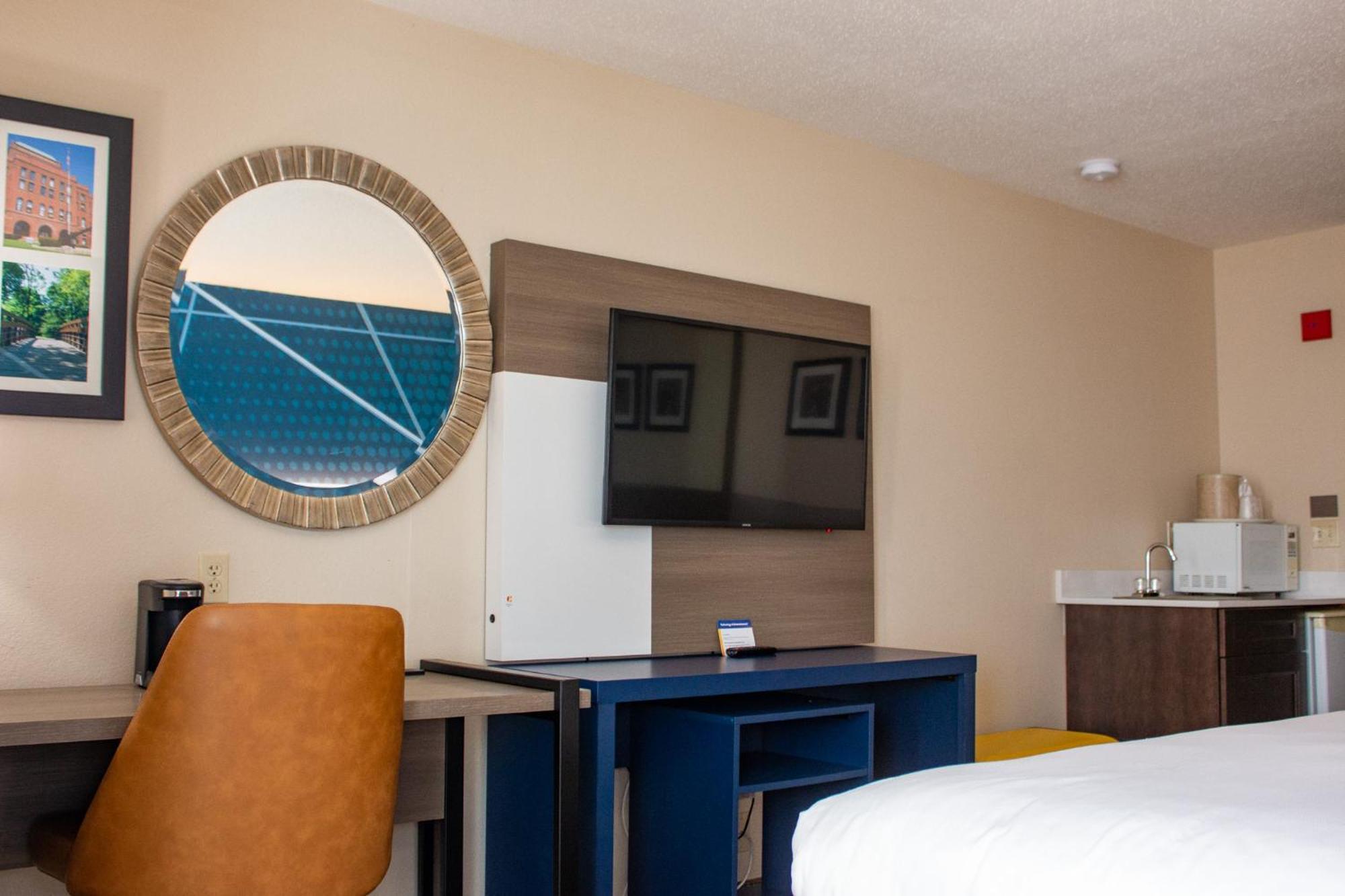 Comfort Inn & Suites Geneva- West Chicago Eksteriør billede