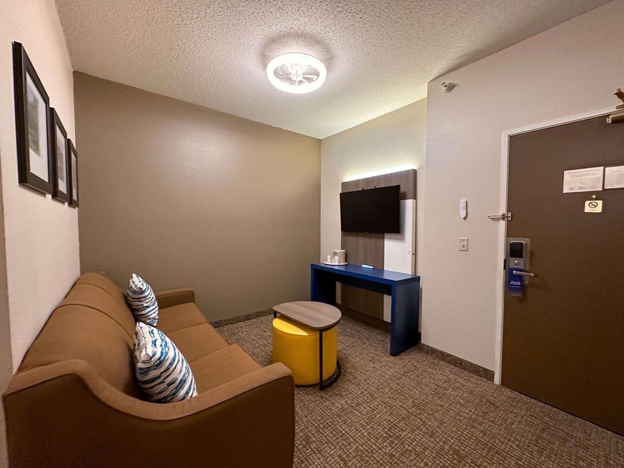 Comfort Inn & Suites Geneva- West Chicago Eksteriør billede
