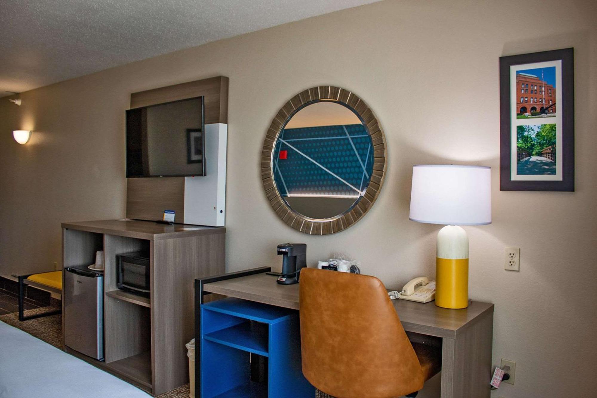 Comfort Inn & Suites Geneva- West Chicago Eksteriør billede